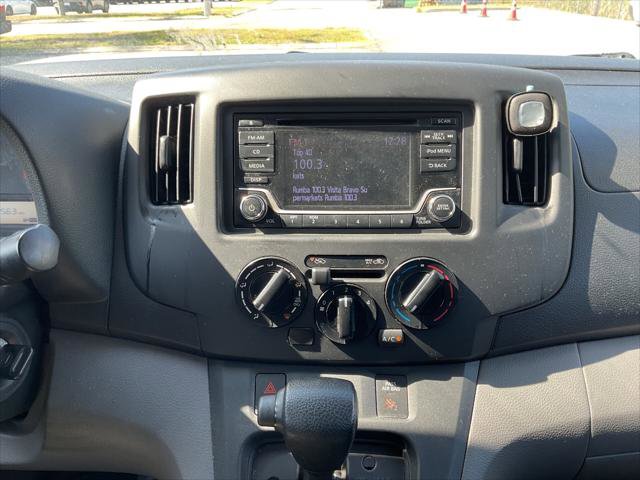 Used 2019 Nissan NV200 S FWD image 24
