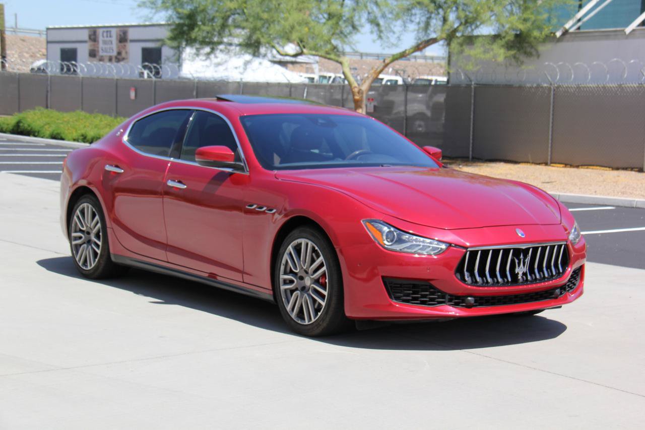 Used 2018 Maserati Ghibli RWD image 3