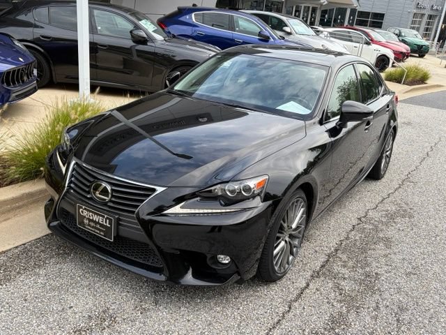 Used 2016 Lexus IS 300 AWD w/ Luxury Package image 2