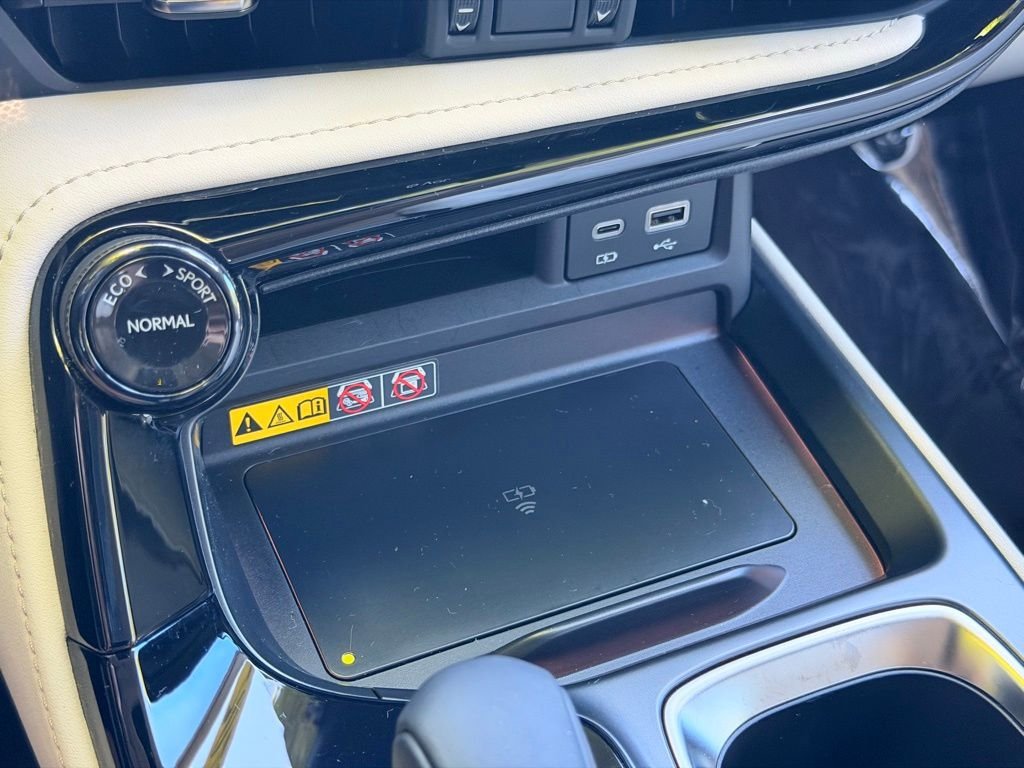 Used 2025 Lexus NX 350h AWD w/ Cold Area Package image 33