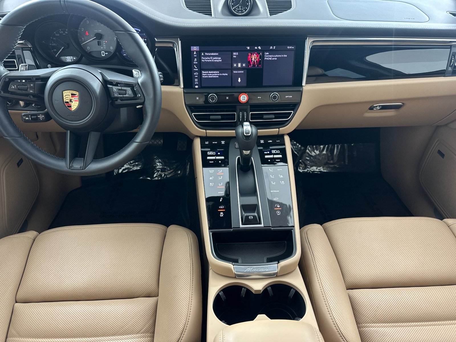 Certified 2026 Porsche Macan S AWD/4WD image 6