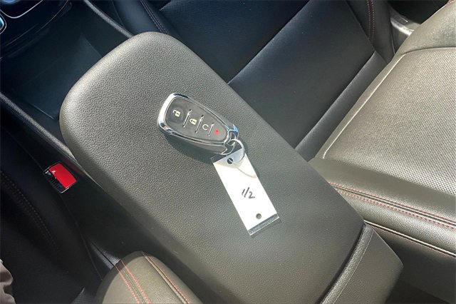 Used 2024 Chevrolet Trax RS w/ Sunroof Package image 9