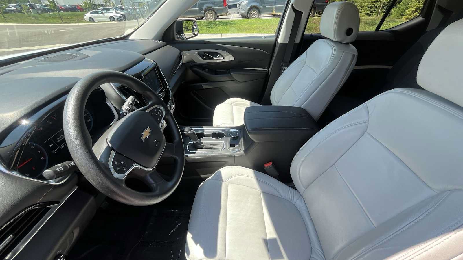 Used 2019 Chevrolet Traverse LS FWD image 15