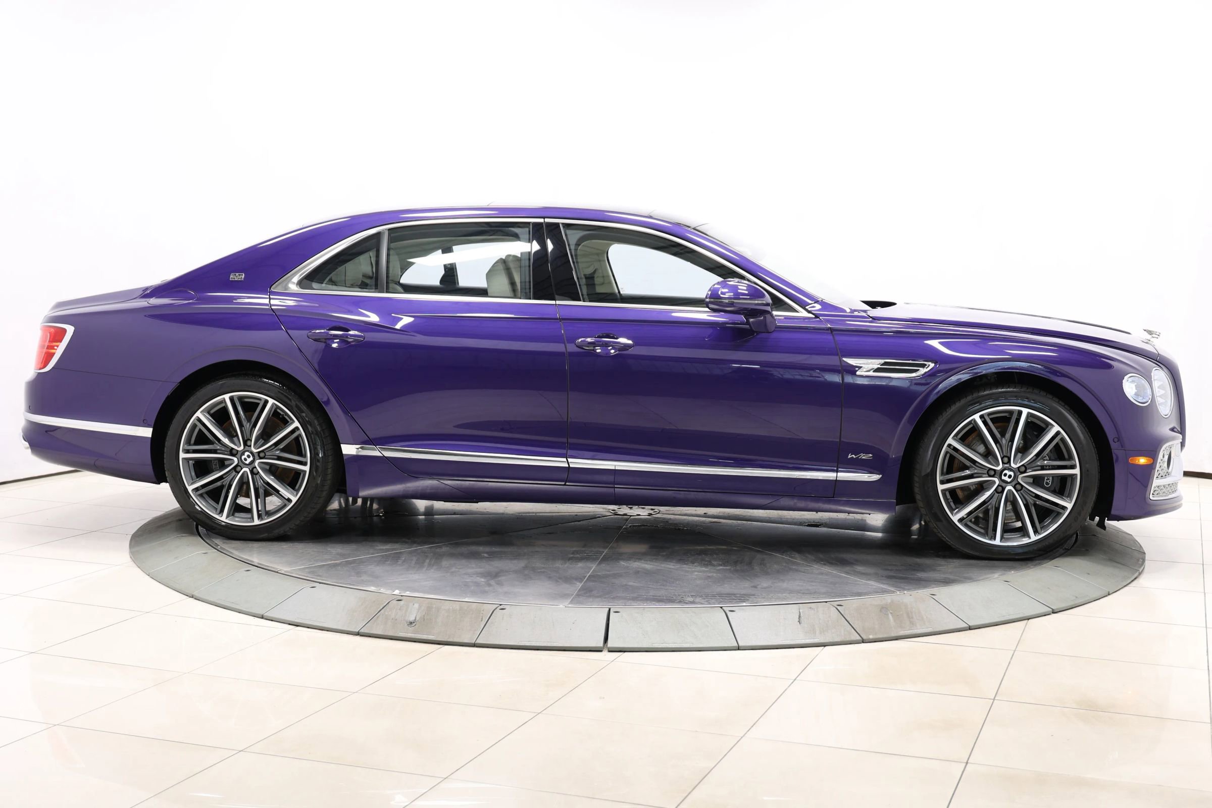 Used 2020 Bentley Flying Spur W12 w/ First Edition Specification image 85