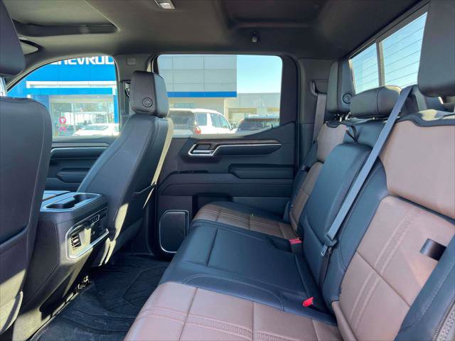 Used 2023 Chevrolet Silverado 1500 High Country image 9