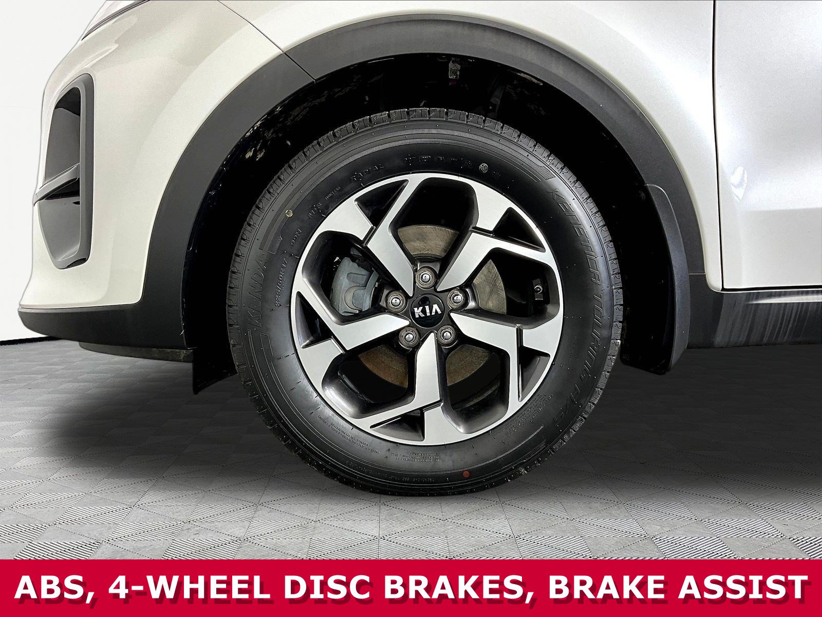Certified 2022 Kia Sportage LX FWD image 30