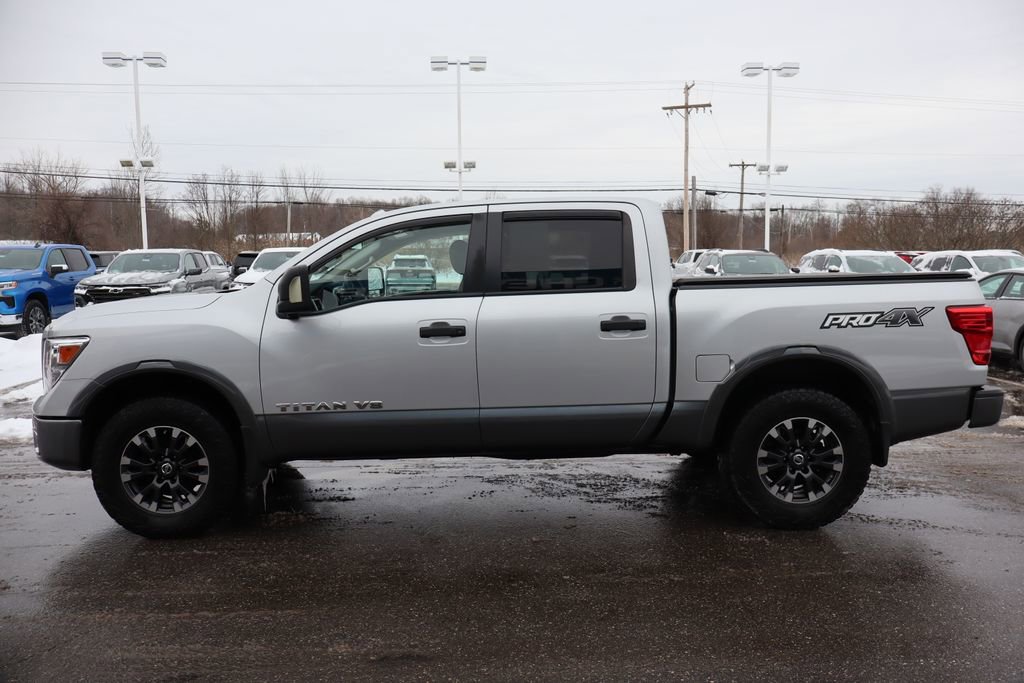 Used 2018 Nissan Titan PRO-4X image 26