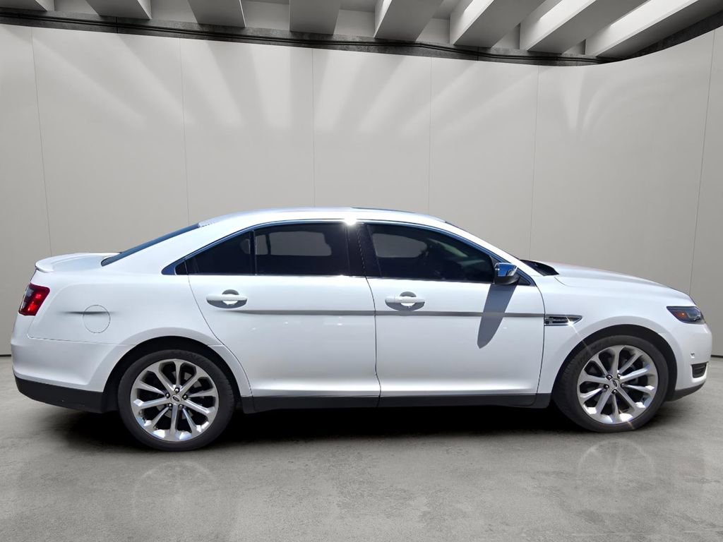 Used 2016 Ford Taurus Limited w/ Equipment Group 301A AWD/4WD image 12