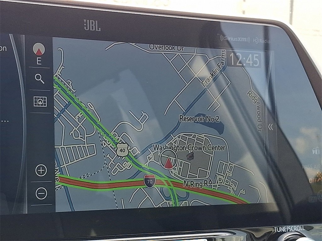 Used 2021 Toyota Highlander Limited image 17