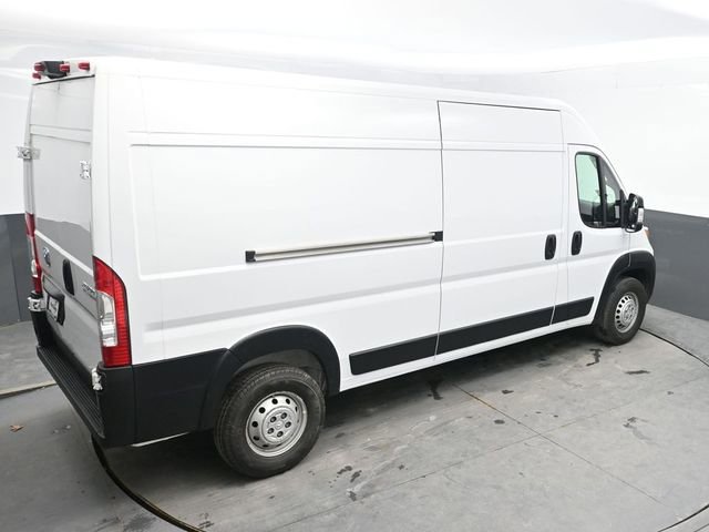 Used 2025 RAM ProMaster 2500 w/ Convenience Group image 28