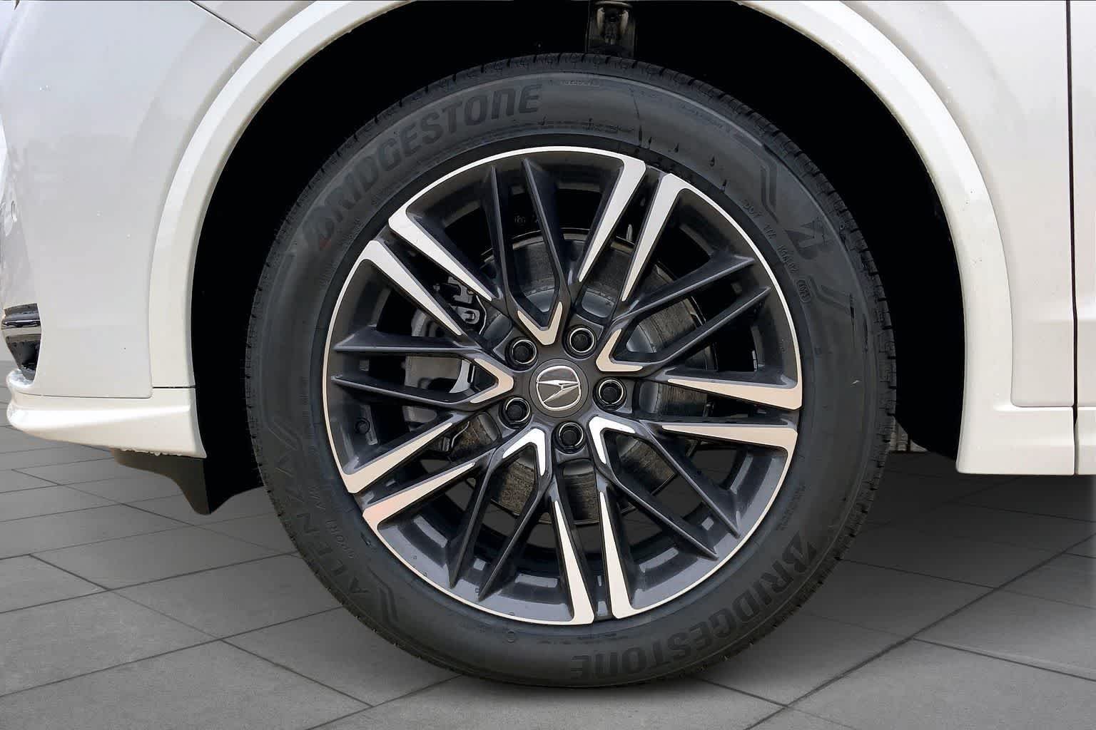 New 2026 Acura MDX w/ Advance Package AWD/4WD image 12