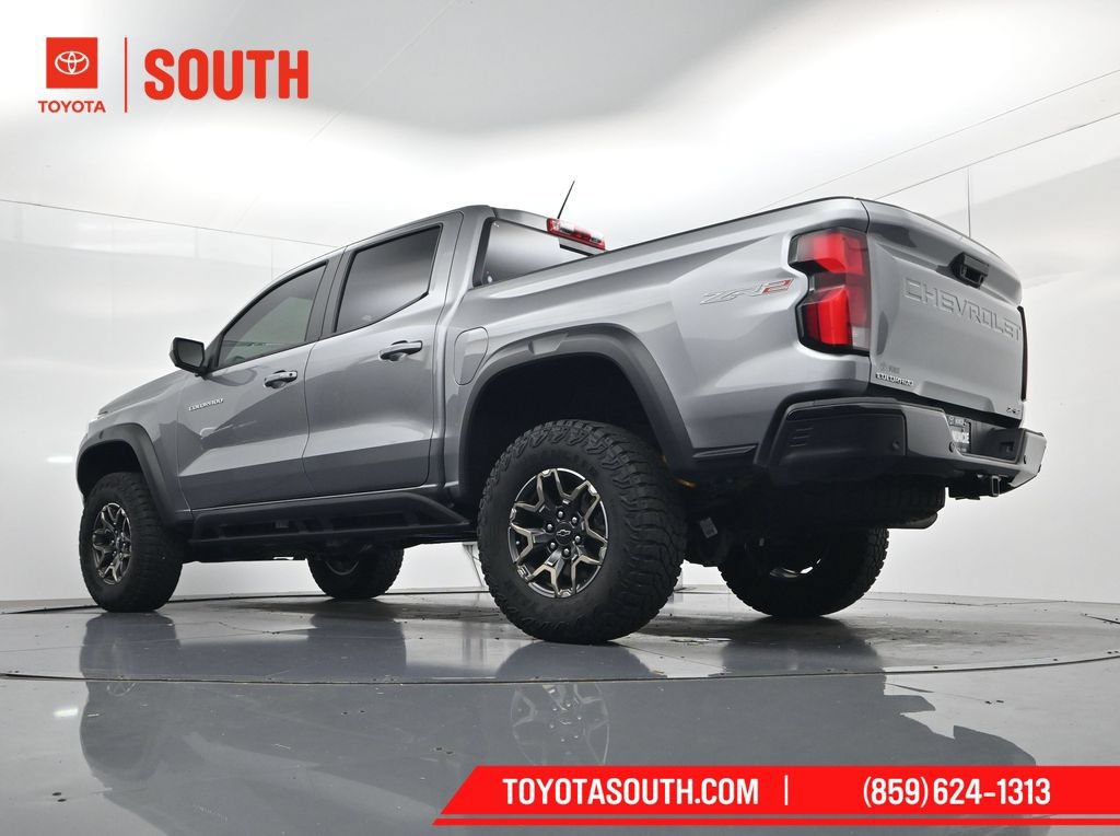 Used 2024 Chevrolet Colorado ZR2 w/ Technology Package AWD/4WD image 53