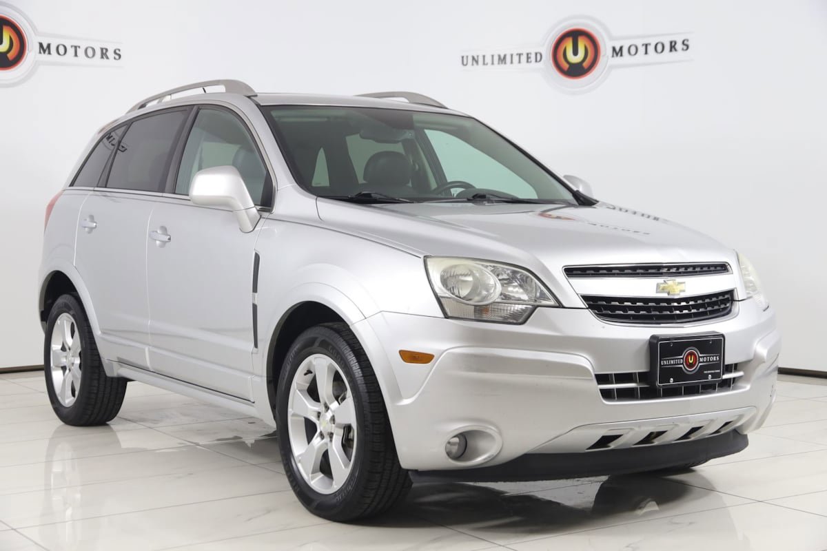 Used 2014 Chevrolet Captiva Sport LT w/ Convenience Package FWD image 17