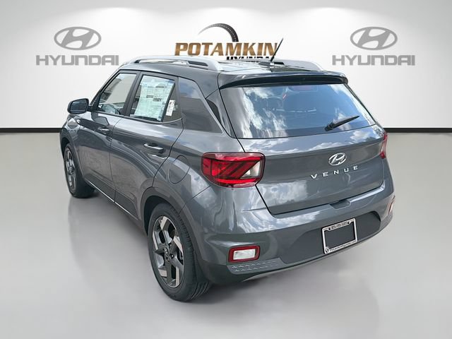 New 2026 Hyundai Venue SEL FWD image 7