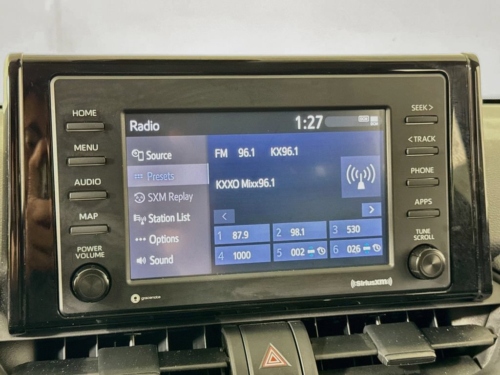 Used 2021 Toyota RAV4 LE AWD/4WD image 29