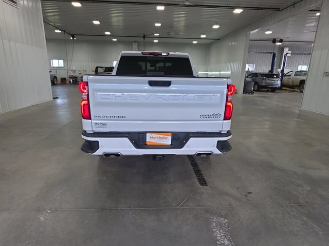 Used 2024 Chevrolet Silverado 1500 High Country w/ Technology Package AWD/4WD image 7