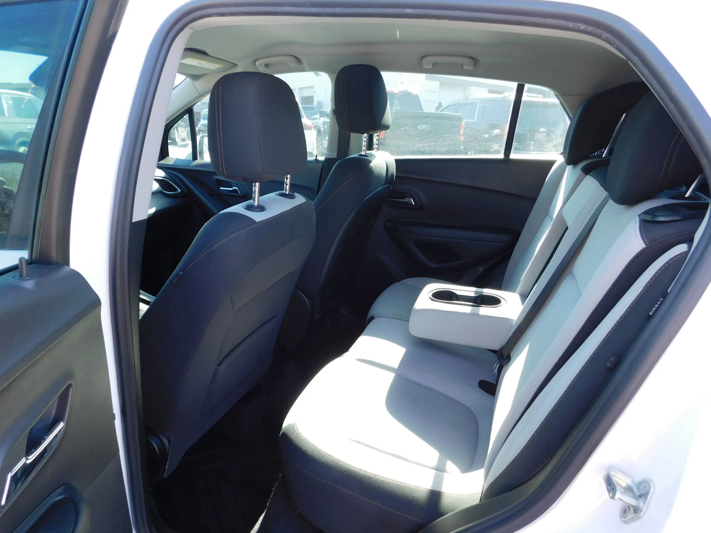 Used 2018 Chevrolet Trax LS image 9