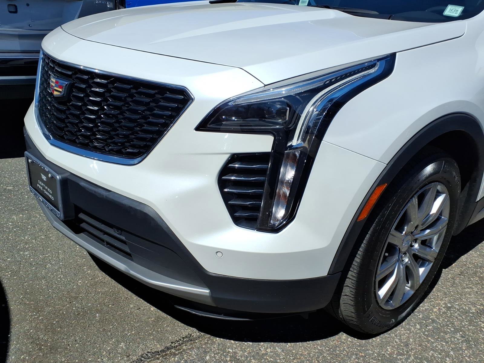 Certified 2023 Cadillac XT4 Premium Luxury w/ Cold Weather Package image 7