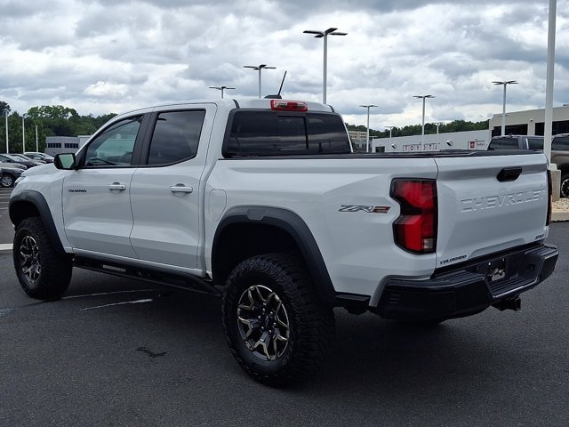Used 2025 Chevrolet Colorado ZR2 AWD/4WD image 4