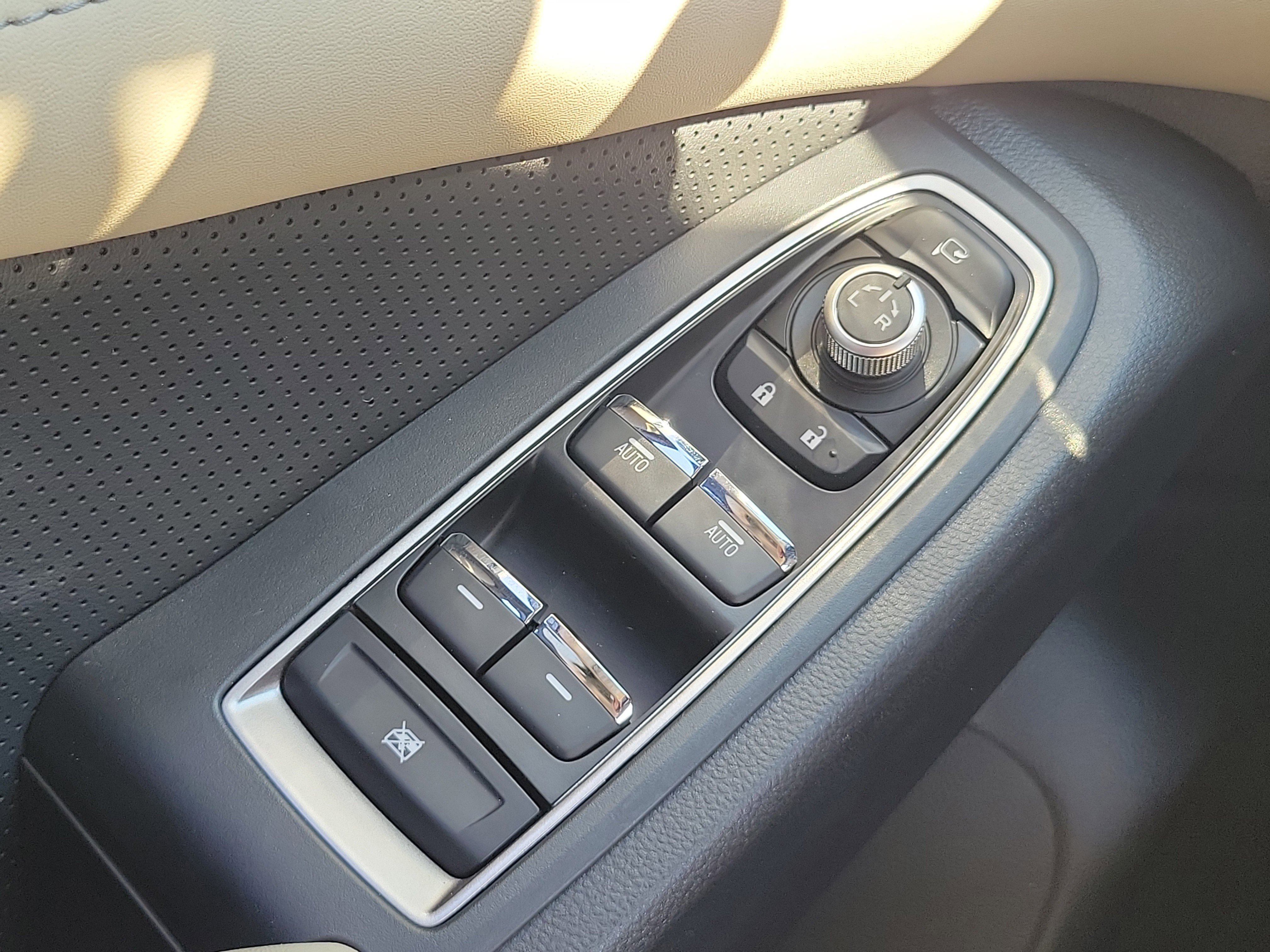 Certified 2025 Subaru Ascent Limited image 25