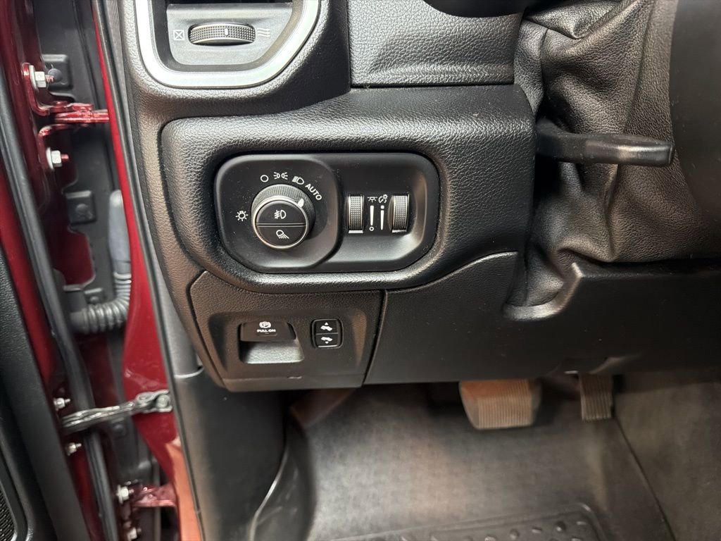 Used 2019 RAM 1500 Big Horn image 22