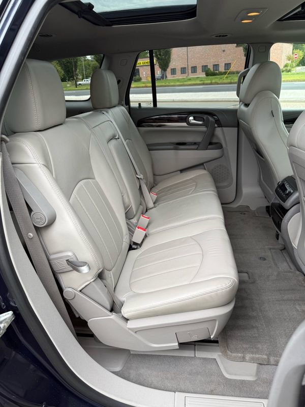 Used 2015 Buick Enclave Leather w/ Trailering Package image 13