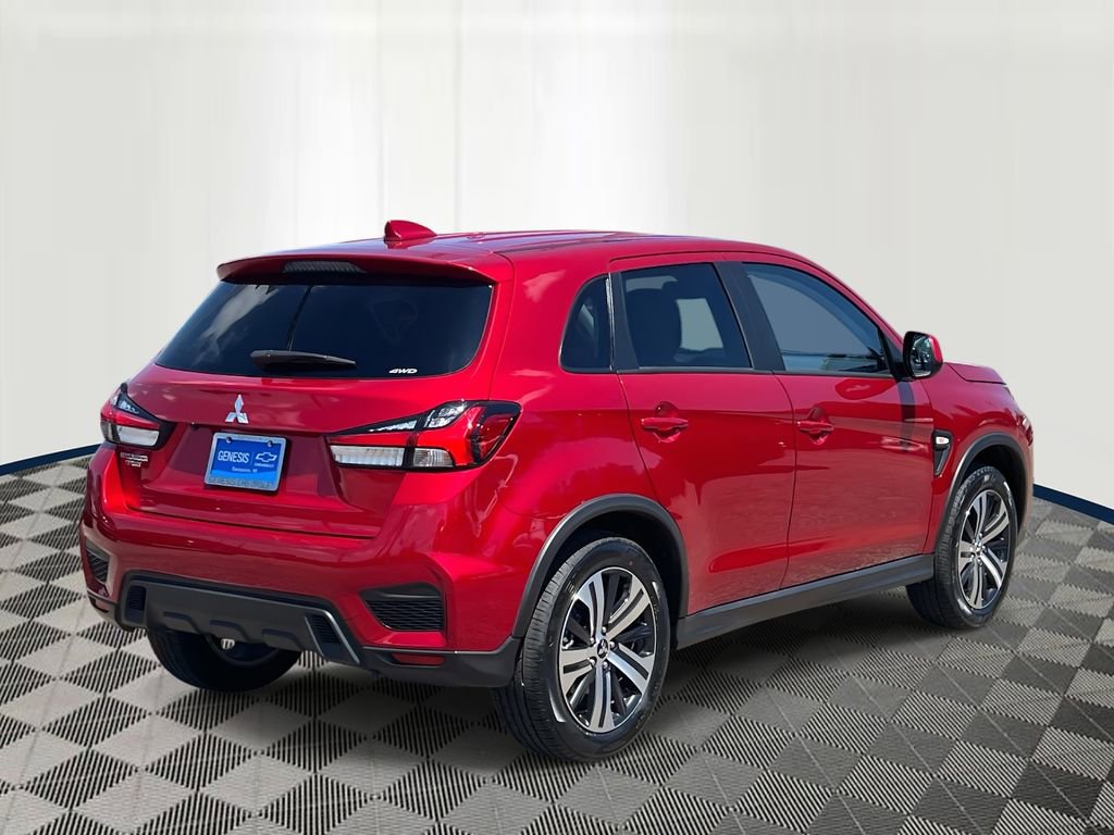 Used 2025 Mitsubishi Outlander Sport SE AWD/4WD image 5