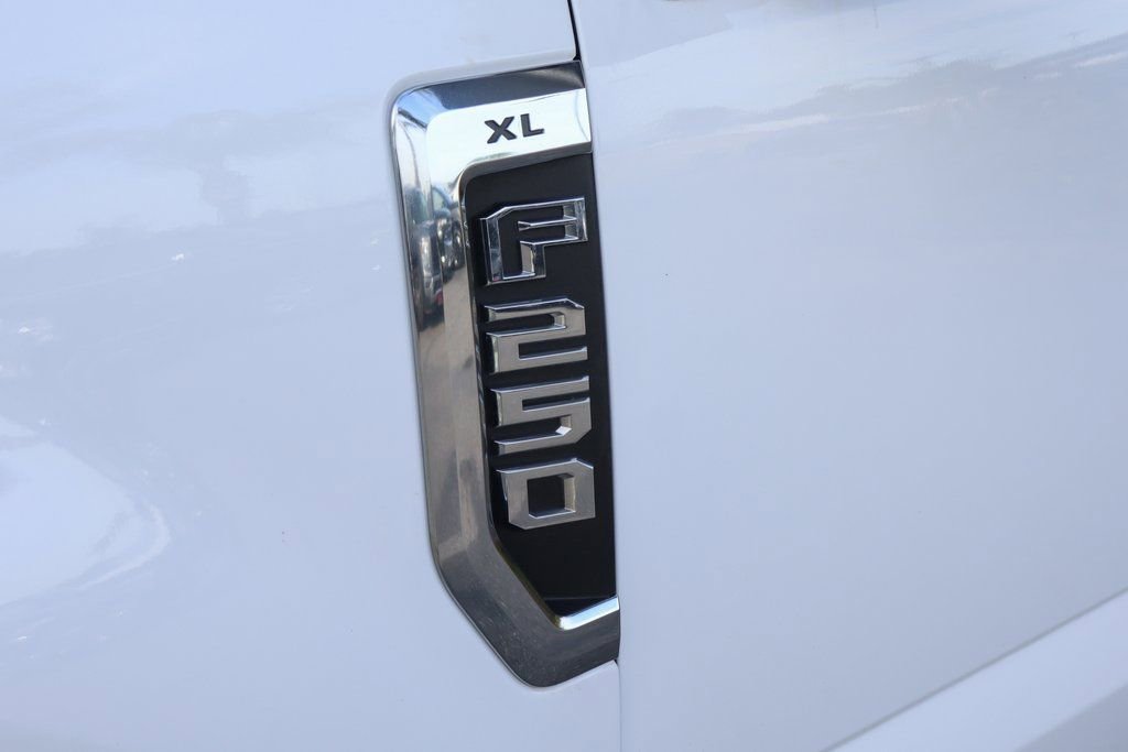 Used 2022 Ford F250 XL w/ Power Equipment Group RWD image 49