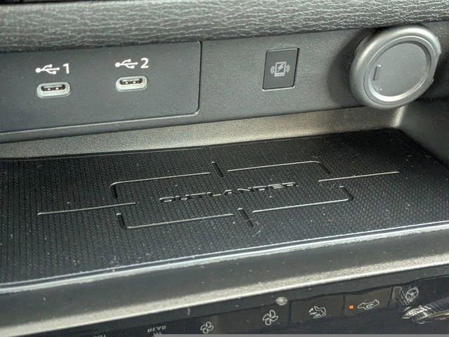 New 2026 Mitsubishi Outlander SE image 23