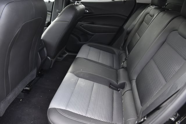 Used 2024 Chevrolet Trax LT FWD image 22