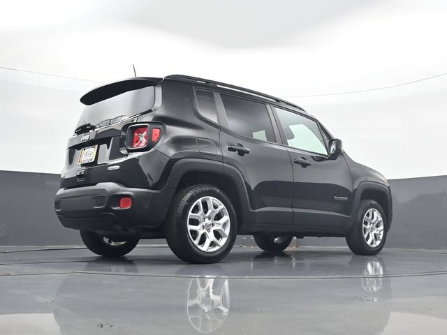 Used 2018 Jeep Renegade Latitude w/ Cold Weather Group AWD/4WD image 25