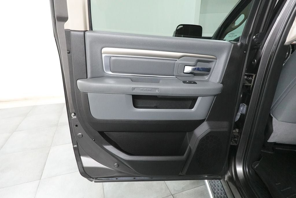 Used 2018 RAM 1500 Big Horn AWD/4WD image 25