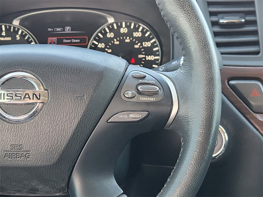 Used 2018 Nissan Pathfinder Platinum image 28