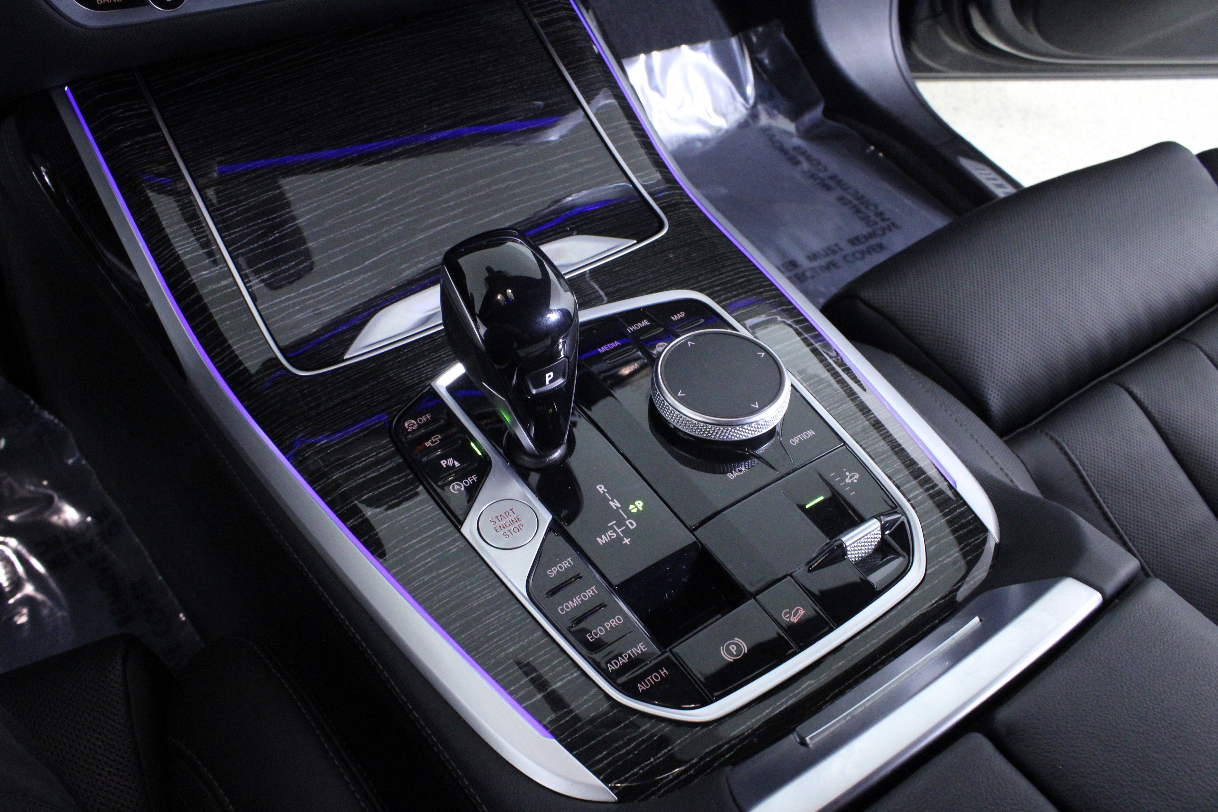 Used 2022 BMW X7 M50i image 34