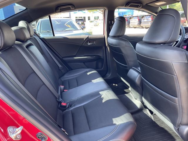 Certified 2017 Honda Accord Sport image 27