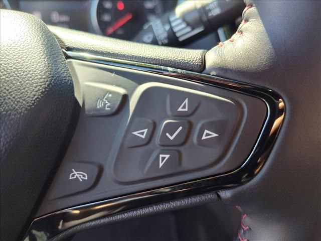 Certified 2022 Chevrolet Equinox RS w/ Infotainment Package FWD image 18