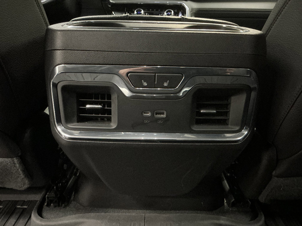 Used 2023 GMC Sierra 1500 Denali AWD/4WD image 21