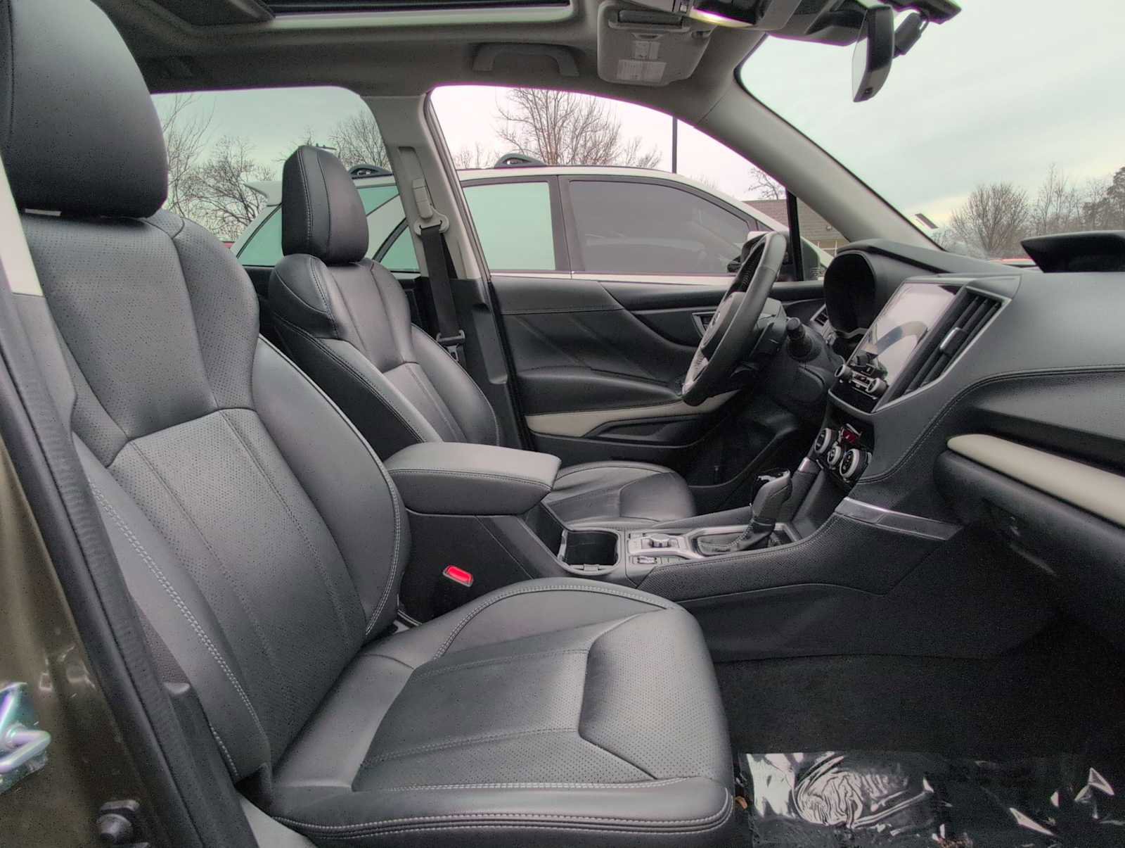 Used 2024 Subaru Forester Limited image 23