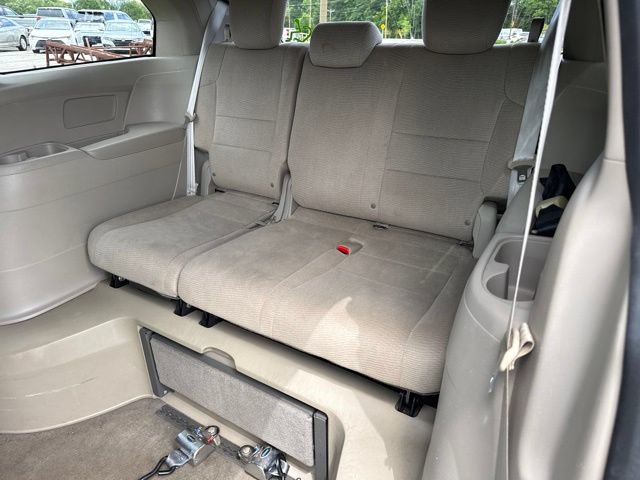 Used 2011 Honda Odyssey EX image 22