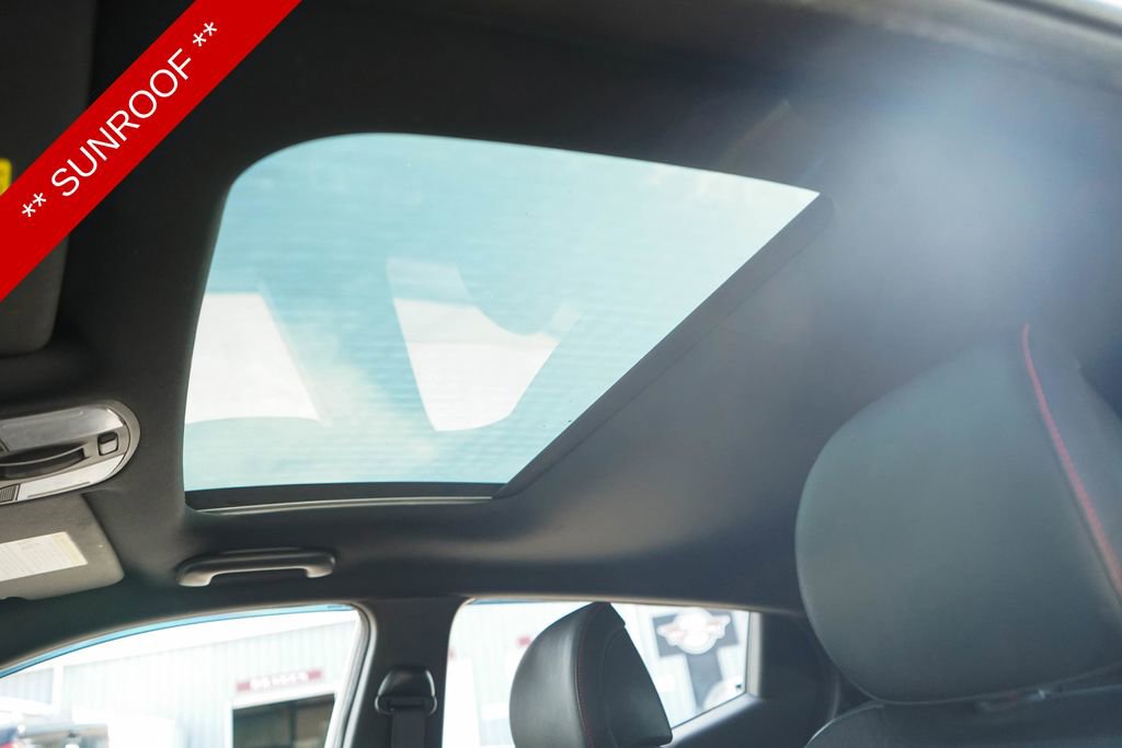 Used 2019 Hyundai Veloster Turbo image 33