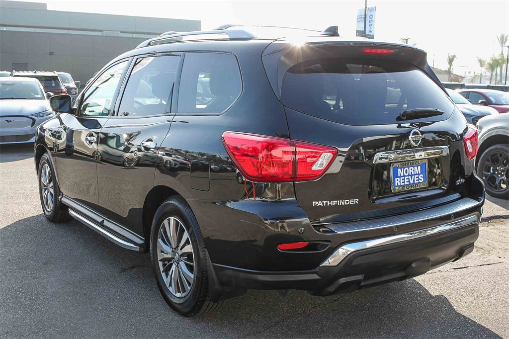 Used 2020 Nissan Pathfinder SV image 7