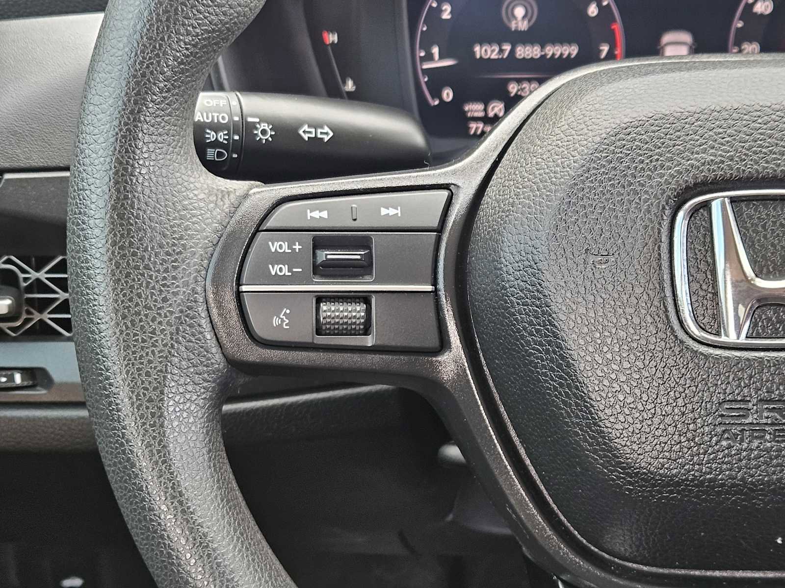 Certified 2024 Honda Accord EX image 25