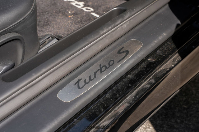 Used 2005 Porsche 911 Turbo S image 38