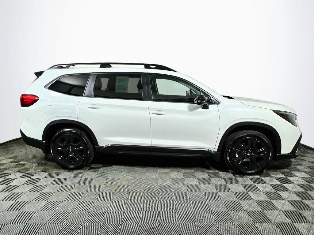 Used 2023 Subaru Ascent Onyx Edition AWD/4WD image 8