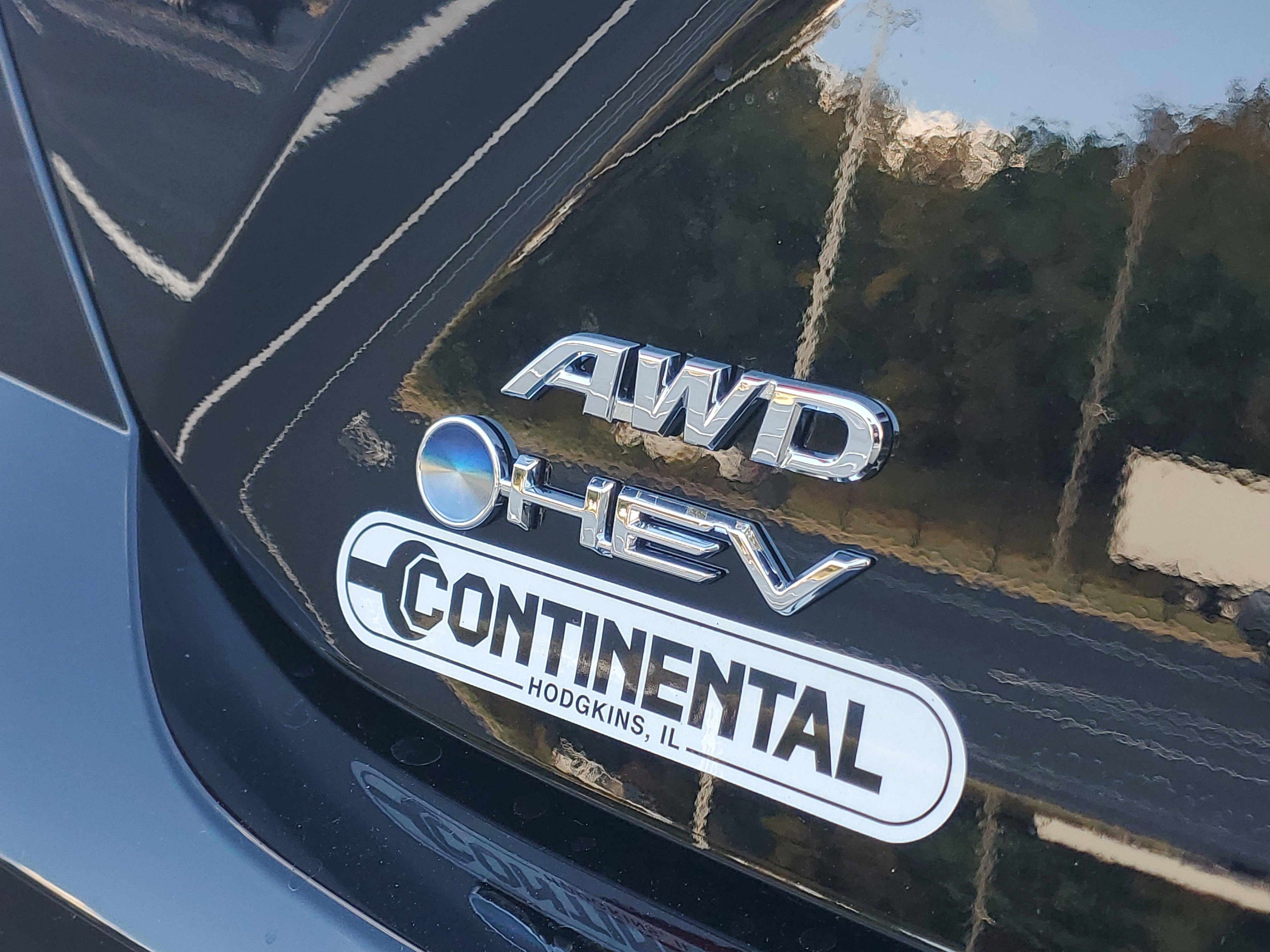 Used 2026 Toyota Camry XLE image 8