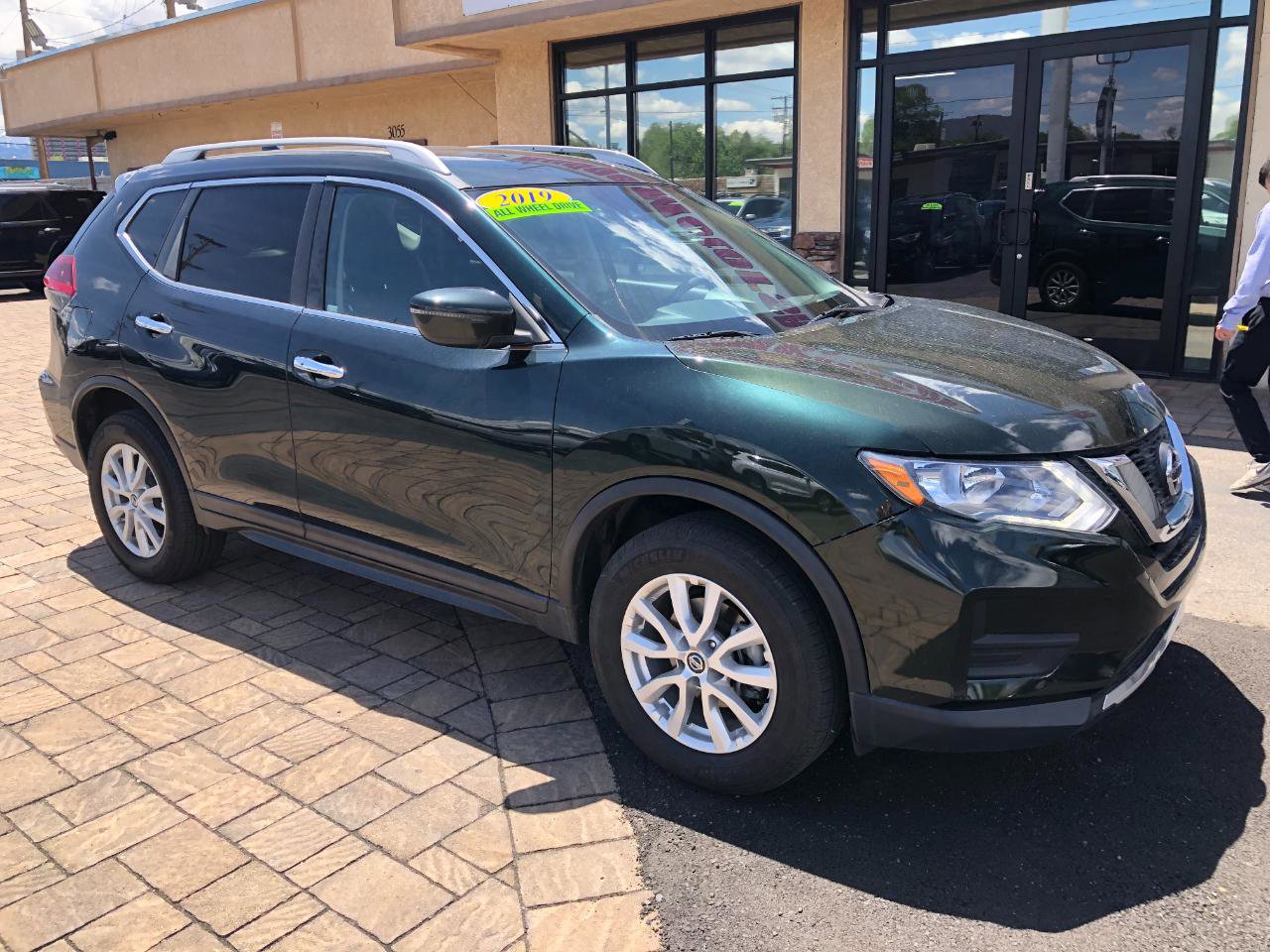 Used 2019 Nissan Rogue SV AWD/4WD image 8