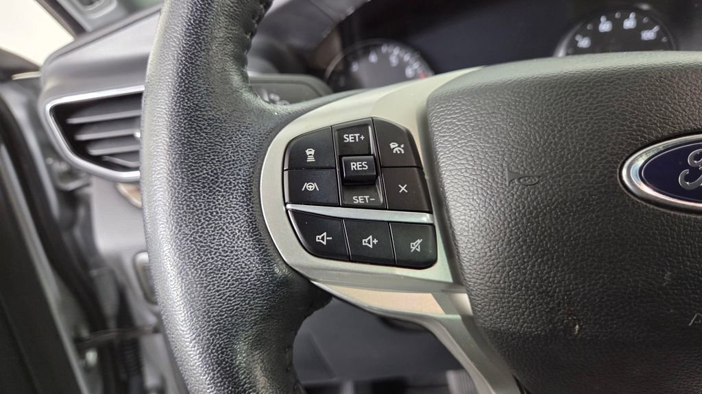 Used 2023 Ford Explorer Limited w/ Equipment Group 301A image 18