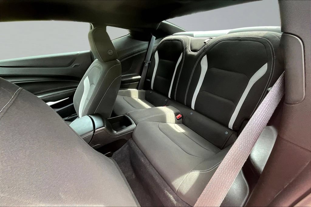 Used 2022 Chevrolet Camaro LT w/ Technology Package RWD image 19