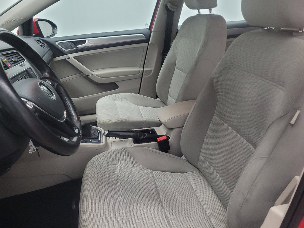 Used 2017 Volkswagen Golf S FWD image 17