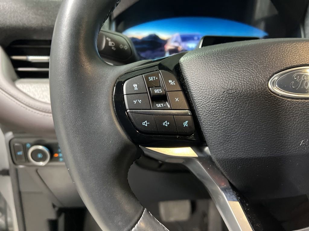 Used 2025 Ford Explorer Platinum w/ LUX Leather Package image 28